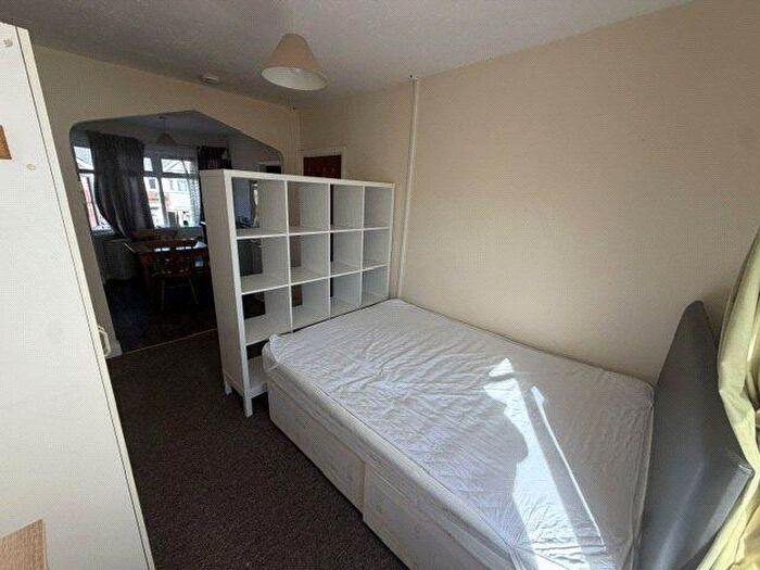 Studio To Rent In Howard Street, Oxford, Oxfordshire, OX4