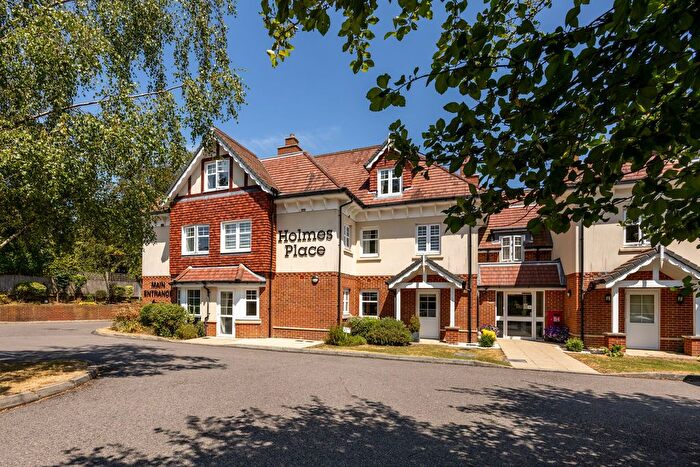 1 Bedroom Flat For Sale In Crowborough Hill, Crowborough, TN6