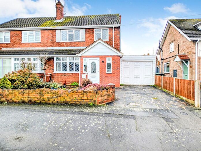 3 Bedroom Semi Detached House For Sale In Nursery Grove, Kidderminster, Worcestershire, DY11