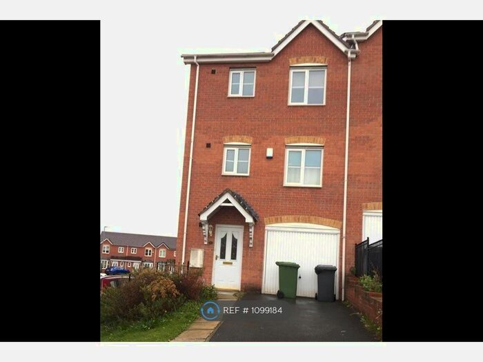 3 Bedroom Semi-Detached House To Rent In Manderston Chase, Kirkstall, Leeds, LS12