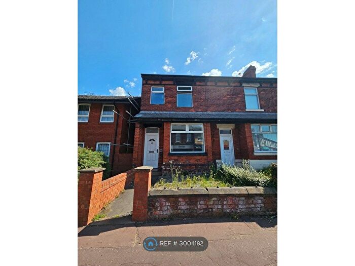 3 Bedroom End Of Terrace House To Rent In Towngate, Leyland, PR25