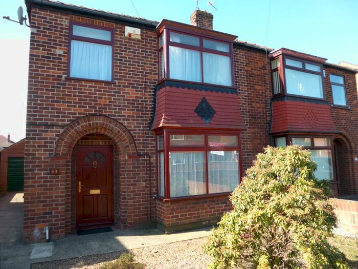 3 Bedroom Semi-Detached House To Rent In Ardeen Road, Doncaster, DN2