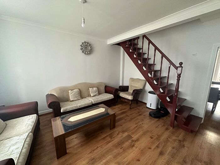 3 Bedroom Terraced House To Rent In Malvern Road, Enfield, EN3