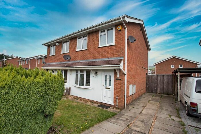 2 Bedroom Semi-Detached House To Rent In Star Lane, Folkestone CT19