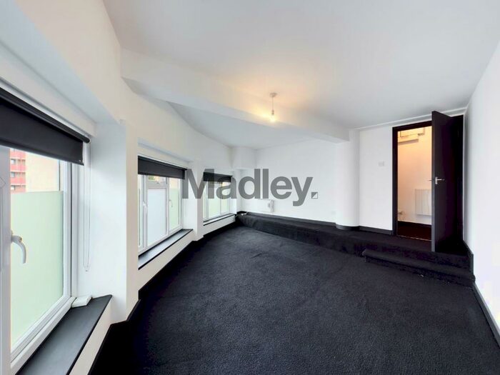 1 Bedroom Apartment To Rent In Lower Road, London, SE16