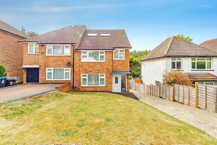 4 Bedroom Semi Detached House For Sale In Farningham Road, Caterham, Surrey, CR3