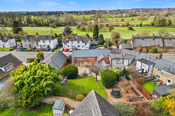 4 Bedroom Cottage For Sale In St Botolphs Road, Barton Seagrave, NN15