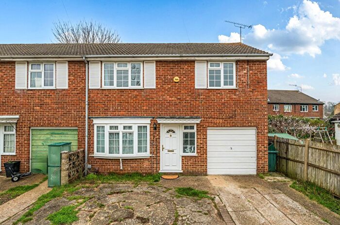 3 Bedroom End Terrace House For Sale In Kings Road, Orpington, Kent, BR6