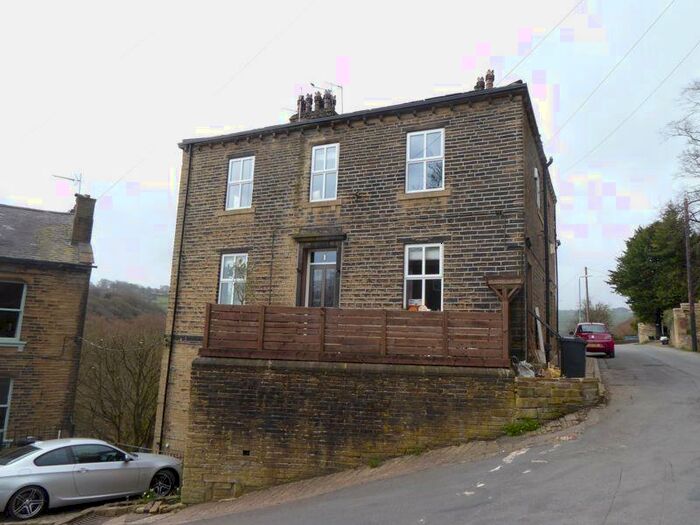 2 Bedroom End Of Terrace House To Rent In Hill Top, Sowerby Bridge, HX6