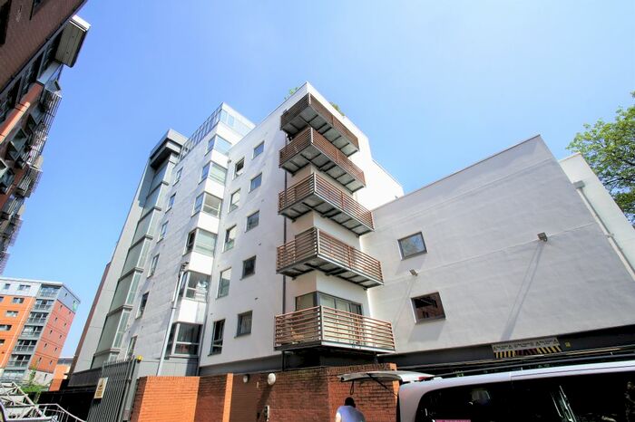 2 Bedroom Flat To Rent In Rusholme Place, Manchester, M14