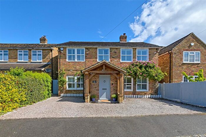 4 Bedroom Detached House To Rent In Grayburn Close, Chalfont St. Giles, Buckinghamshire, HP8