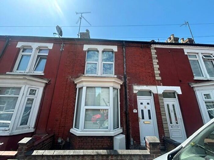 3 Bedroom Flat To Rent In Cordon Street, Wisbech, Cambs, PE13