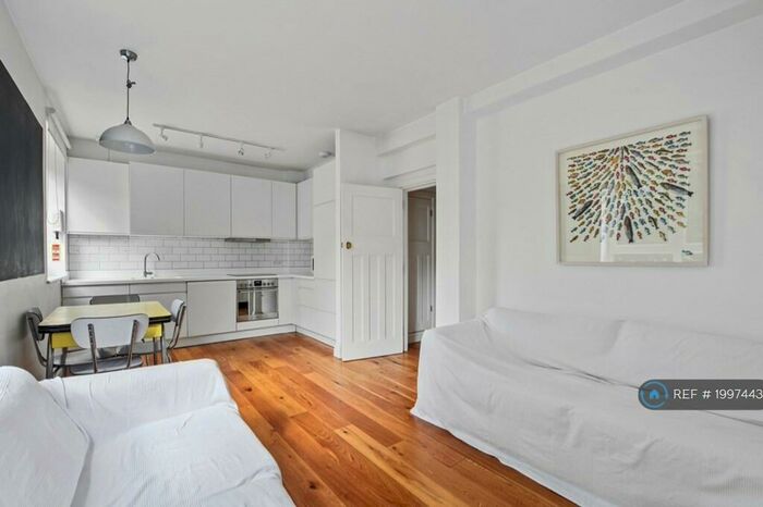 3 Bedroom Flat To Rent In Deptford High St, London, SE8