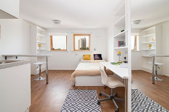 Studio To Rent In Herne Hill, London, SE24