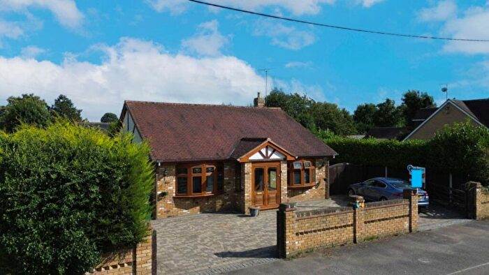 4 Bedroom Detached House For Sale In Oak Avenue, Wickford, SS11