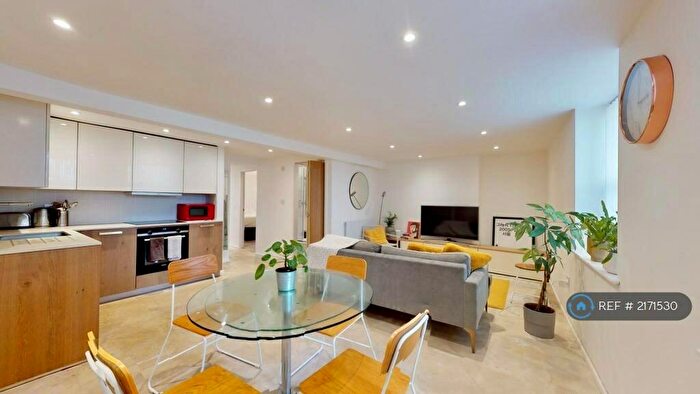 2 Bedroom Flat To Rent In Albert Terrace, Margate, CT9