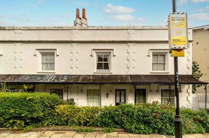 2 Bedroom House To Rent In Belvedere Road, Crystal Palace, SE19