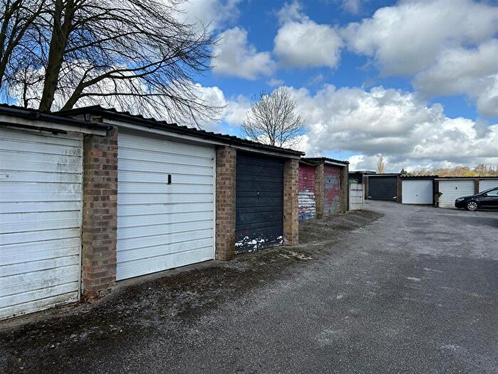 House To Rent In Garage, Heywood Court, Middleton, M24