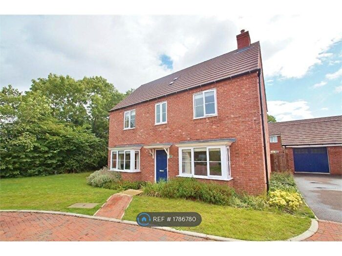 4 Bedroom Detached House To Rent In Elder Avenue, Rugby, CV21