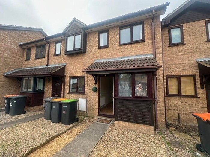1 Bedroom Terraced House To Rent In Pendennis Road, Putnoe, MK41