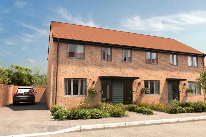 3 Bedroom End Of Terrace House For Sale In Normandy Way, Hinckley, Leicester, LE10