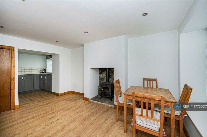 1 Bedroom End Of Terrace House To Rent In Camp Square, Thorner, Leeds, LS14