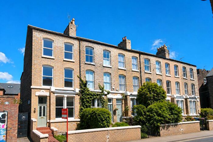 4 Bedroom End Of Terrace House For Sale In Sefton Grove, Liverpool, Merseyside, L17