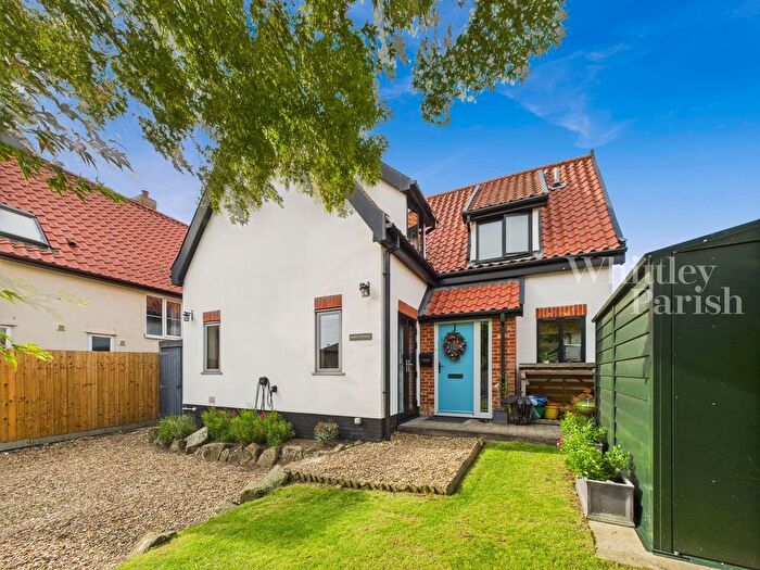 4 Bedroom Detached House For Sale In Marsh Lane, New Buckenham, Norwich, NR16