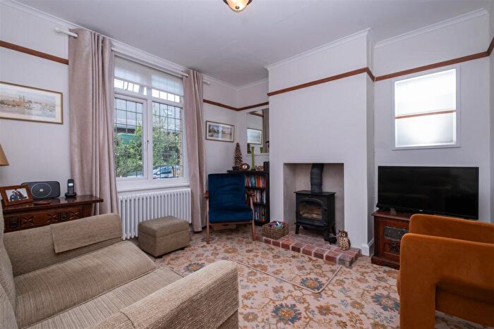 2 Bedroom House For Sale In St. Martins View, Herne Bay, CT6