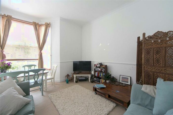 1 Bedroom Apartment To Rent In Lauriston Road, South Hackney, London, E9