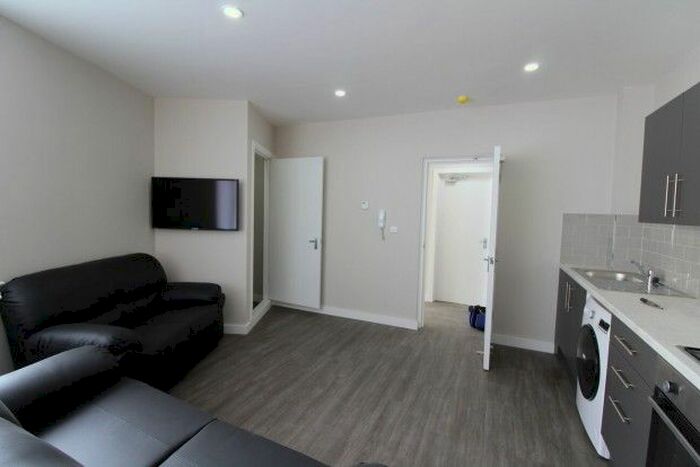 1 Bedroom Terraced House To Rent In , Castle Lane - Students Only, CF24