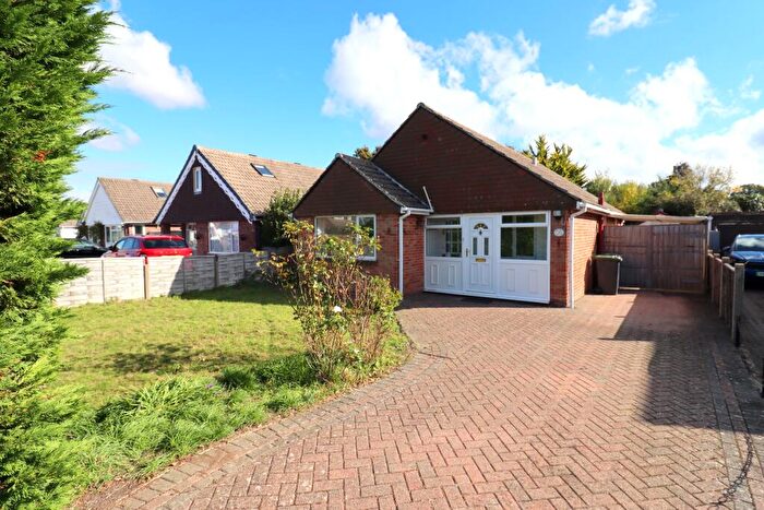 3 Bedroom Detached Bungalow For Sale In Andrew Crescent, Waterlooville, PO7