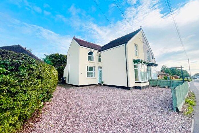 2 Bedroom Property To Rent In Chase Road, Burntwood, WS7