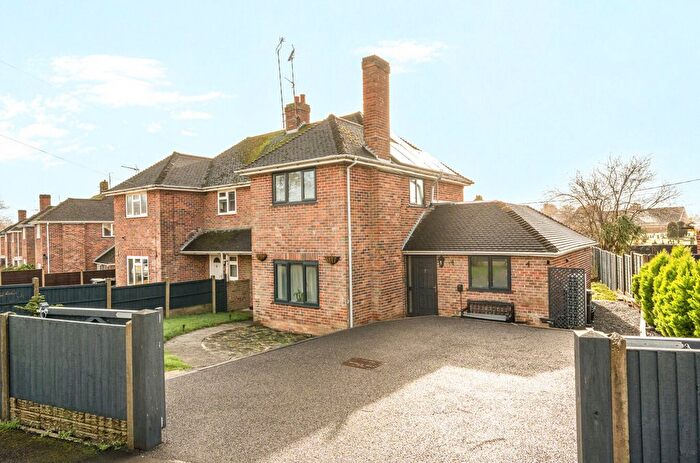 3 Bedroom Semi Detached House For Sale In Rickhayes, Wincanton, BA9