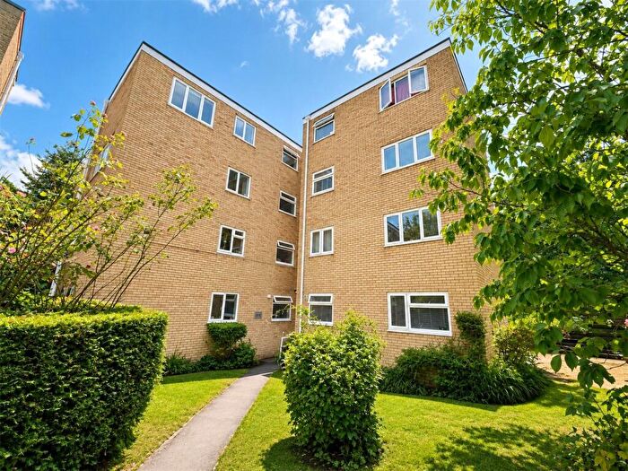 1 Bedroom Apartment For Sale In Steepdene, Lower Parkstone, Poole, Dorset, BH14