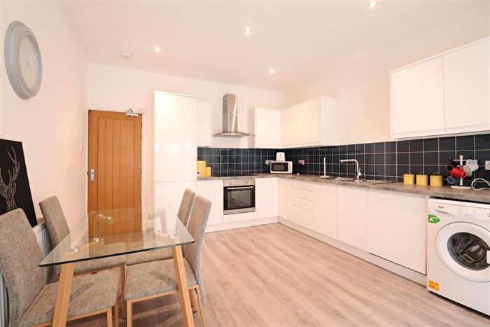 4 Bedroom Terraced House To Rent In Sefton Road, Birmingham, B16