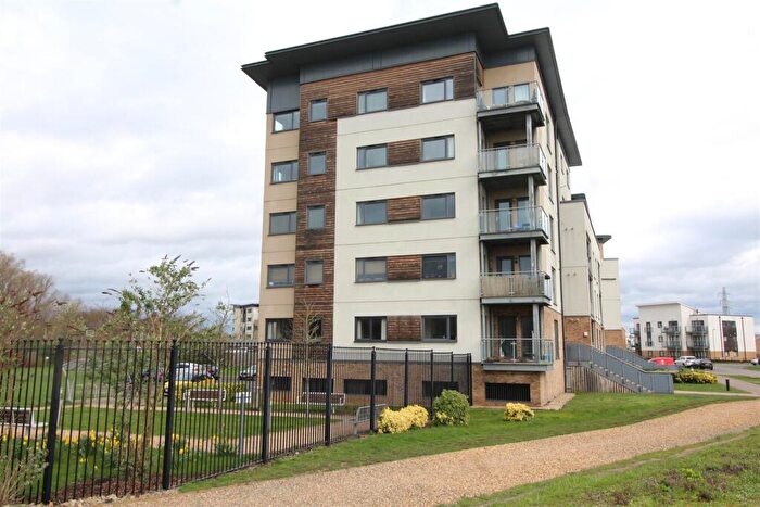 2 Bedroom Apartment For Sale In Hammonds Drive, Peterborough, PE1