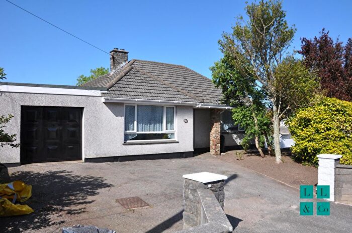 3 Bedroom Bungalow To Rent In Pendarves Street, Beacon, TR14