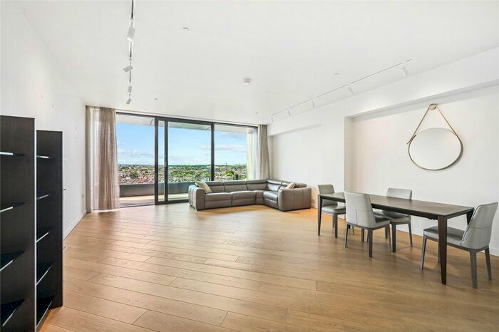 3 Bedroom Flat To Rent In Wood Crescent, Television Centre, White City, London, W12