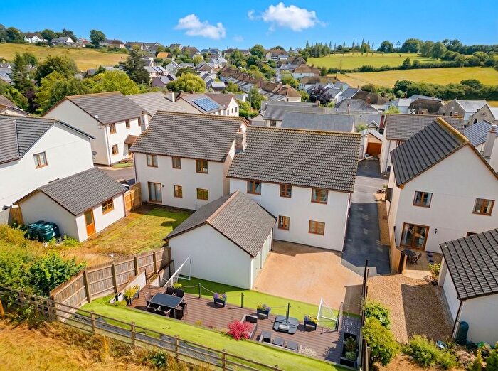 4 Bedroom Detached House For Sale In Bishops Meadow, Morchard Bishop, EX17