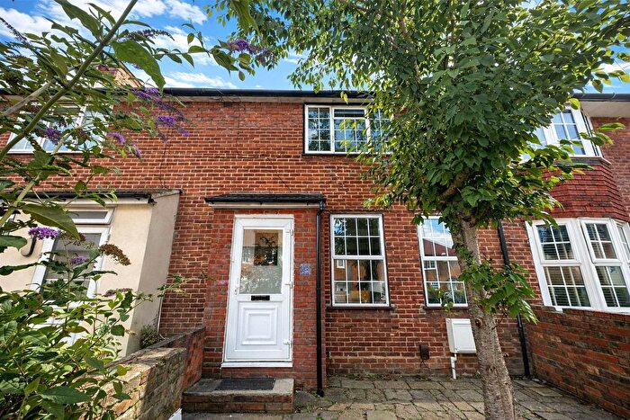 3 Bedroom Terraced House For Sale In Castillon Road, Catford, London, SE6