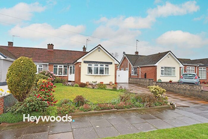 2 Bedroom Semi Detached Bungalow For Sale In Werburgh Drive, Stoke-On-Trent, ST4