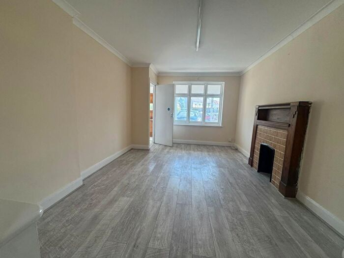 8 Bedroom Property To Rent In Alderborough Spur, Slough, SL1