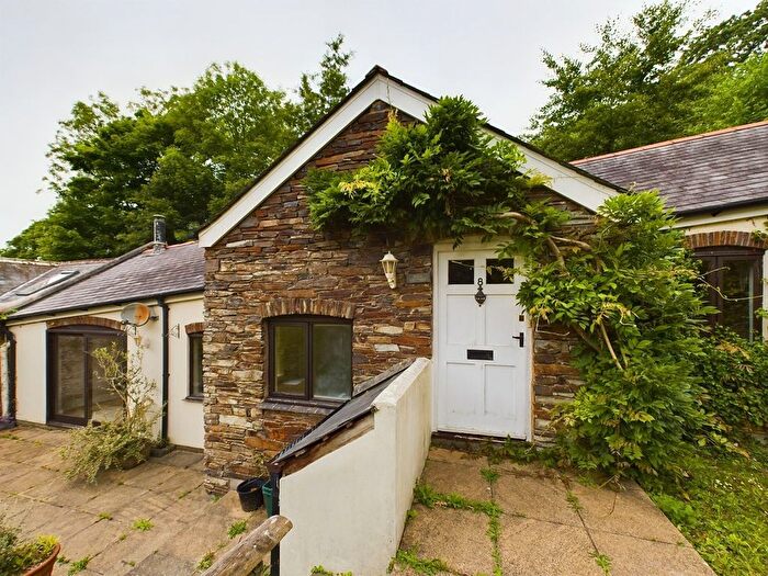 2 Bedroom Flat For Sale In Churchstow, Kingsbridge, TQ7
