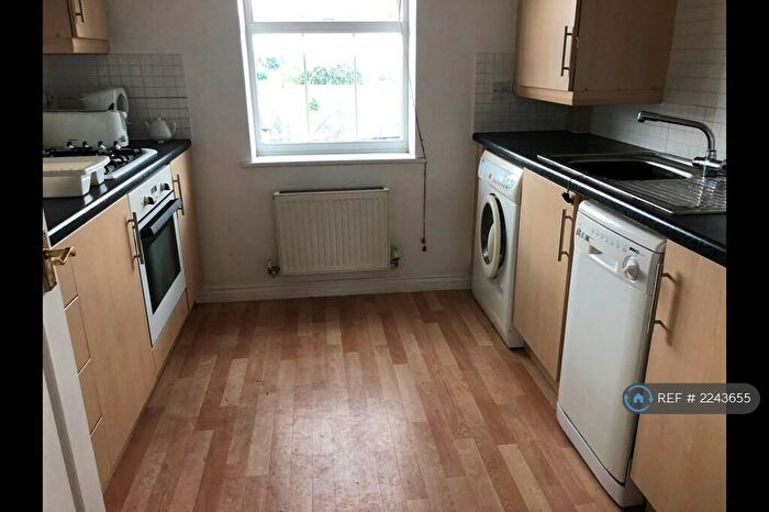 2 Bedroom Flat To Rent In Bestwood, Nottingham, NG5