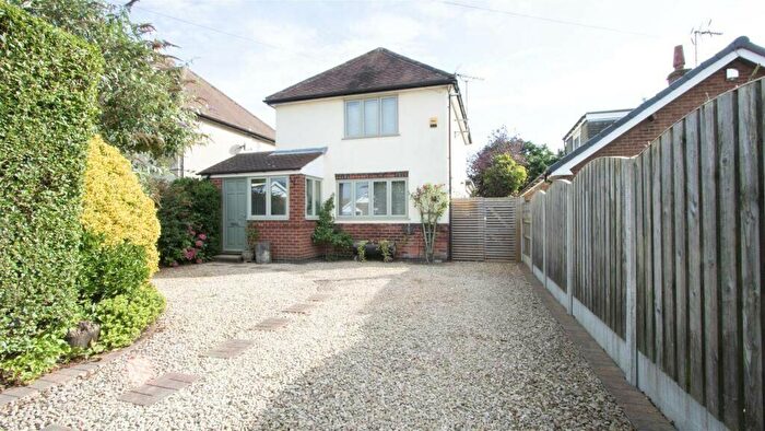 3 Bedroom Detached House To Rent In Rowthorne Lane, Glapwell, S44