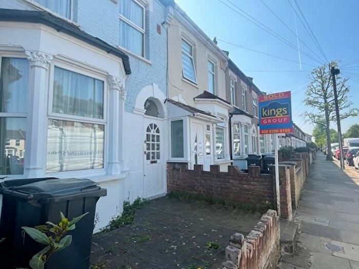 2 Bedroom Terraced House To Rent In Cheddington Road, Edmonton, N18
