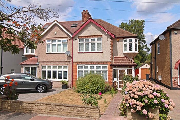 3 Bedroom Semi-Detached House For Sale In Goodhart Way, West Wickham, BR4