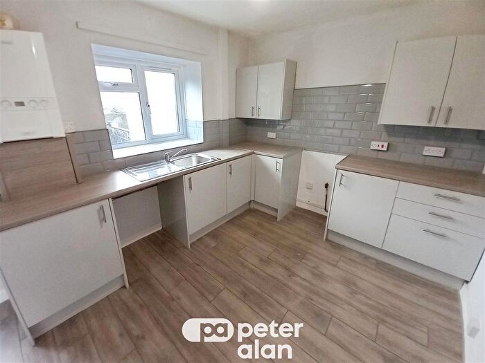 2 Bedroom House To Rent In Bell Street, Aberdare, CF44