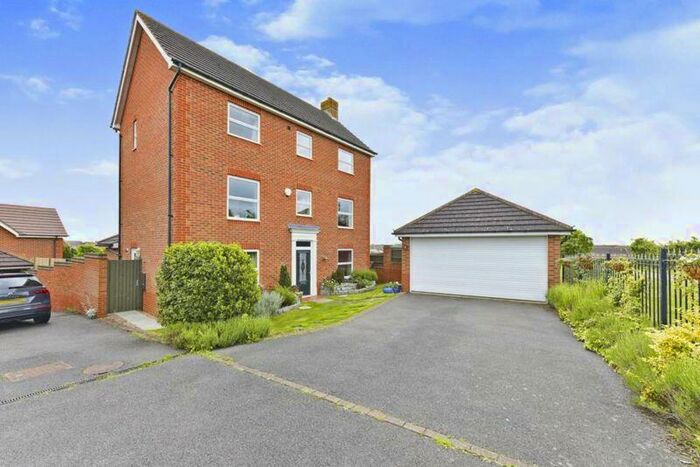 5 Bedroom Detached House To Rent In Malus Close, Hampton Hargate, Peterborough, PE7